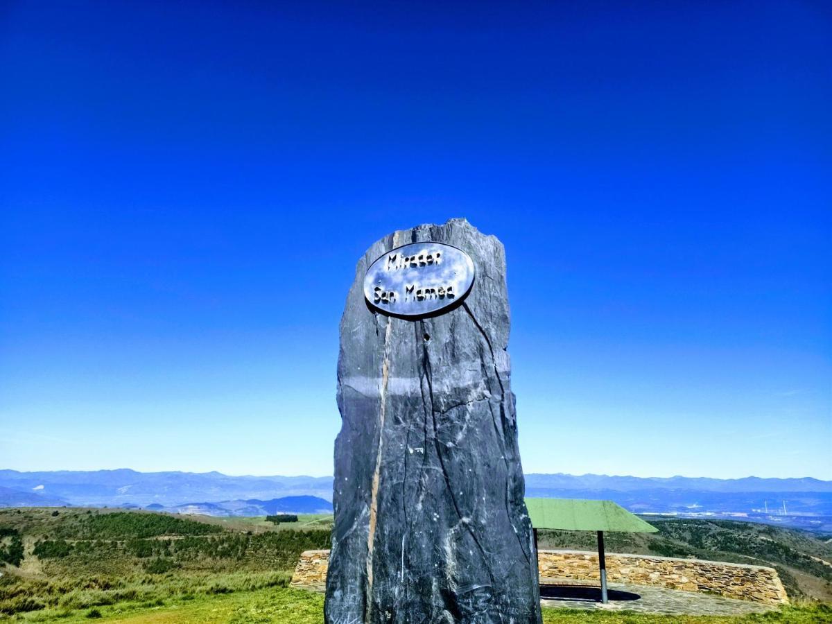 Casa Rural Del Acebo Espinoso de Compludo エクステリア 写真